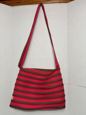 Zip it Original Y2K Striped Pink and Brown Shoulder Bag Made of Zippers